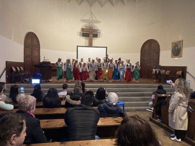 Traditionelle Tänze aus Behar